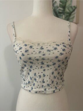 Dazy Women’s Ditsy Floral Lace Camisole Top Vacation
